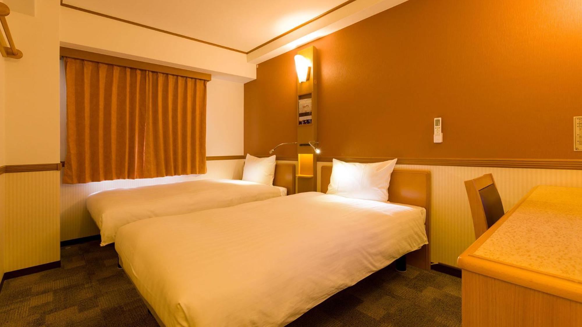 Toyoko Inn Takamatsu Hyogomachi Habitación foto
