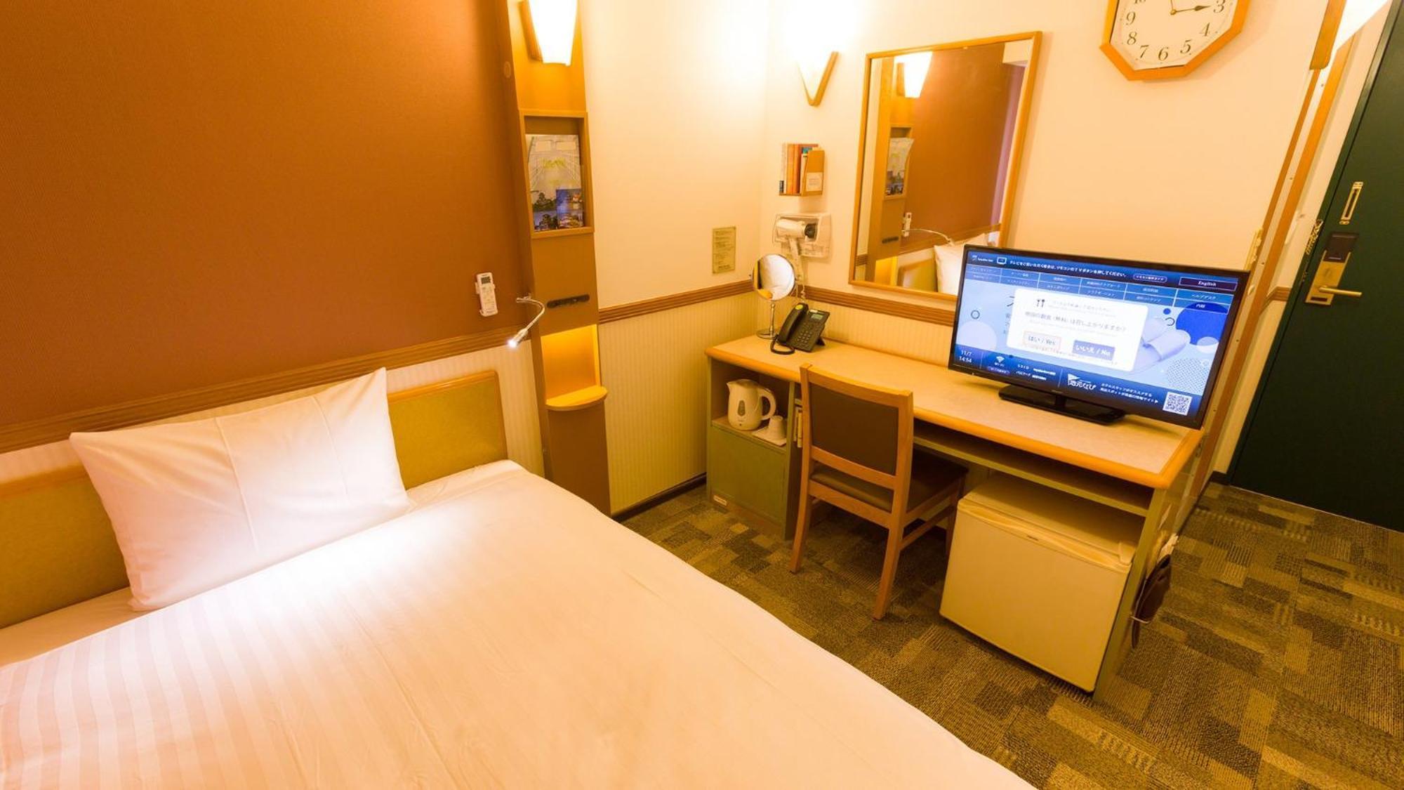 Toyoko Inn Takamatsu Hyogomachi Habitación foto