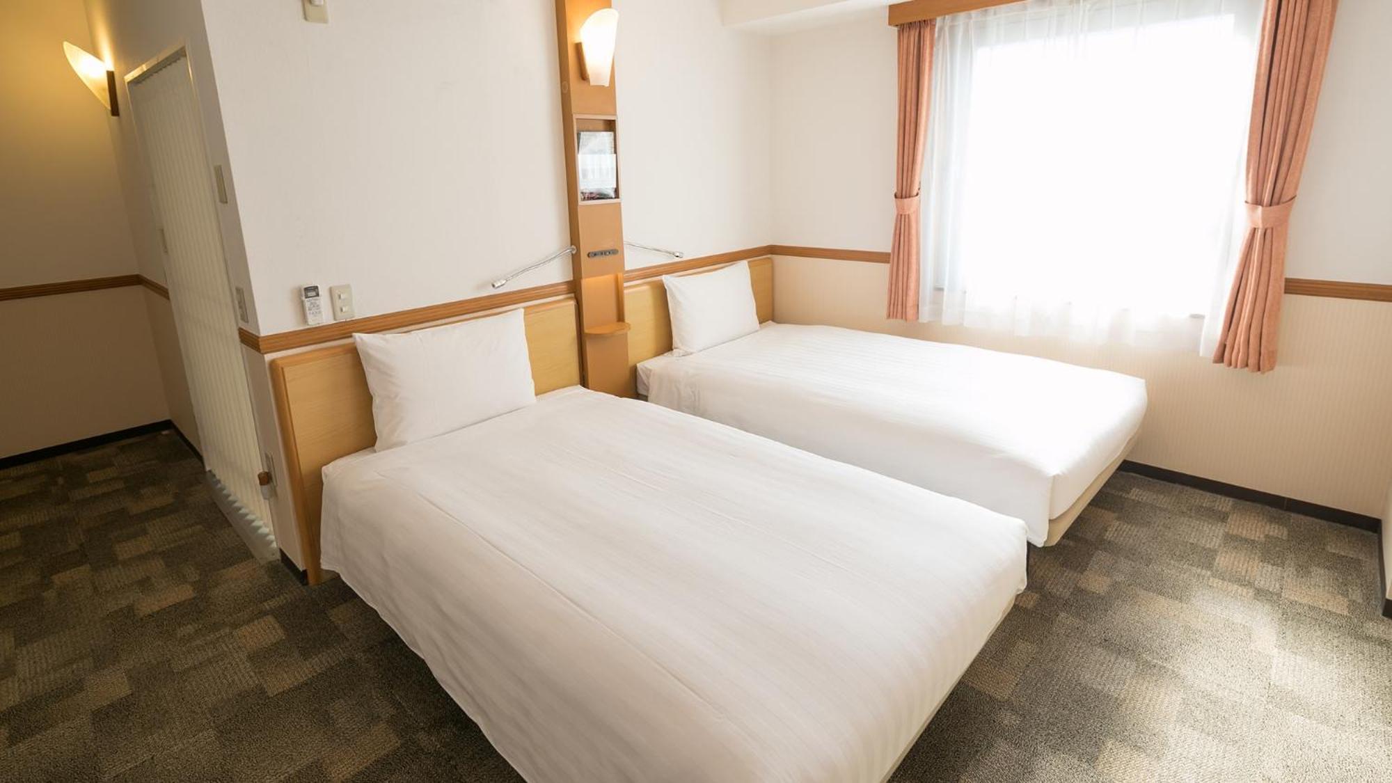 Toyoko Inn Takamatsu Hyogomachi Habitación foto